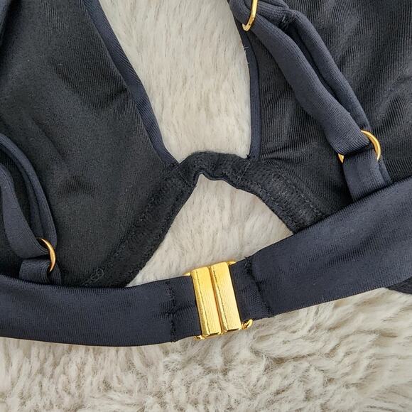 NEW Frederick's of Hollywood Taormina Black One-Shoulder Swimsuit Bikini Top - Picture 8 of 11